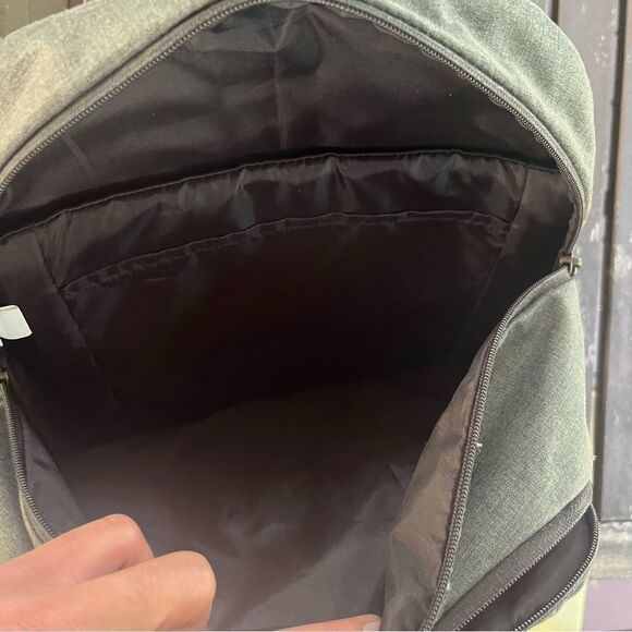 Case Logic Gray Backpack - Picture 7 of 10